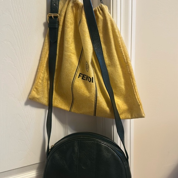 Fendi green caviar leather shoulder bag with dust bag - Picture 16 of 16